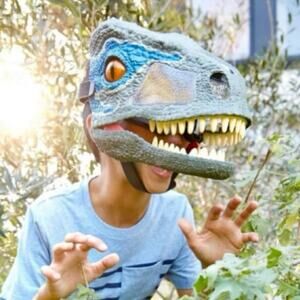 Jurassic World Velociraptor Blue Chomp 'n Roar Electronic Mask with Opening Jaws